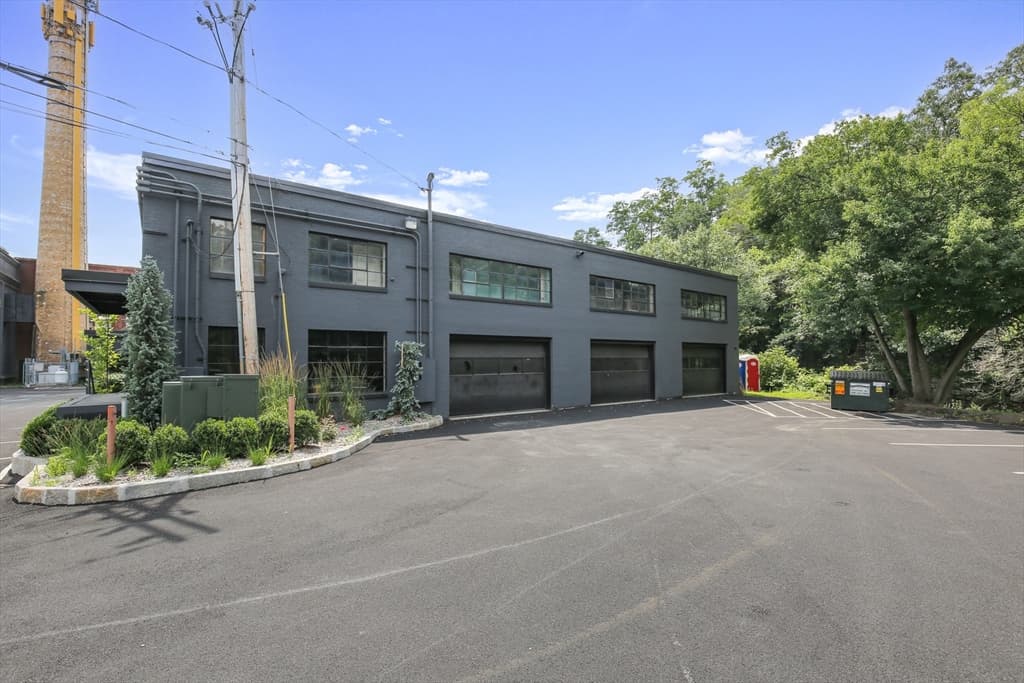 Commercial Sale at 19 Mendon St, Uxbridge MA 01569, photo 6 of 16