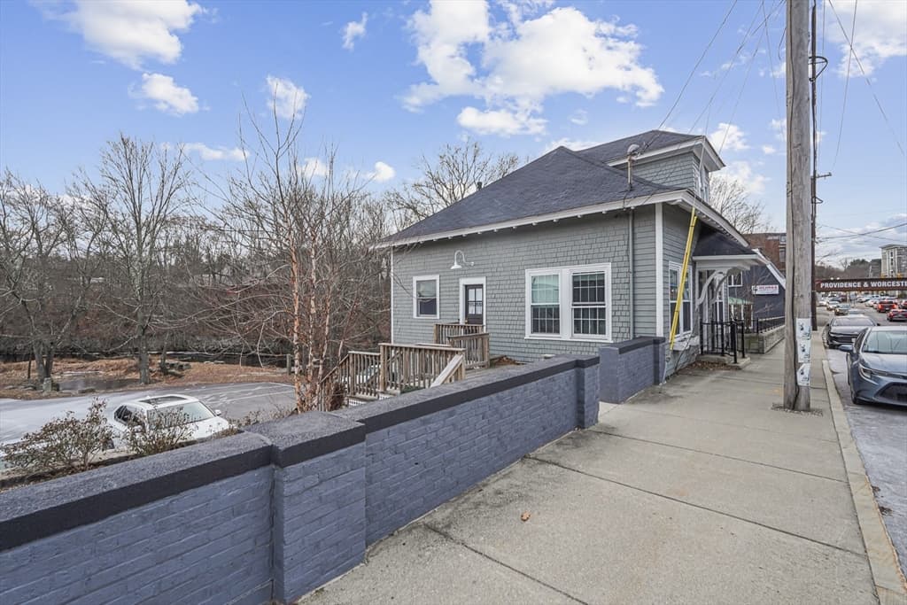 Commercial Sale at 19 Mendon St, Uxbridge MA 01569, photo 12 of 16