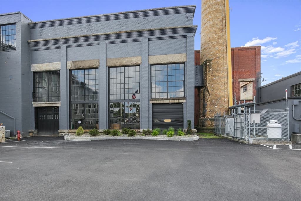 Commercial Sale at 19 Mendon St, Uxbridge MA 01569, photo 7 of 16