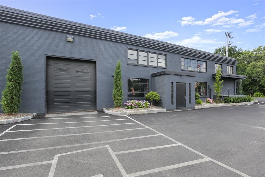 Commercial Sale at 19 Mendon St, Uxbridge MA 01569, photo 5 of 16