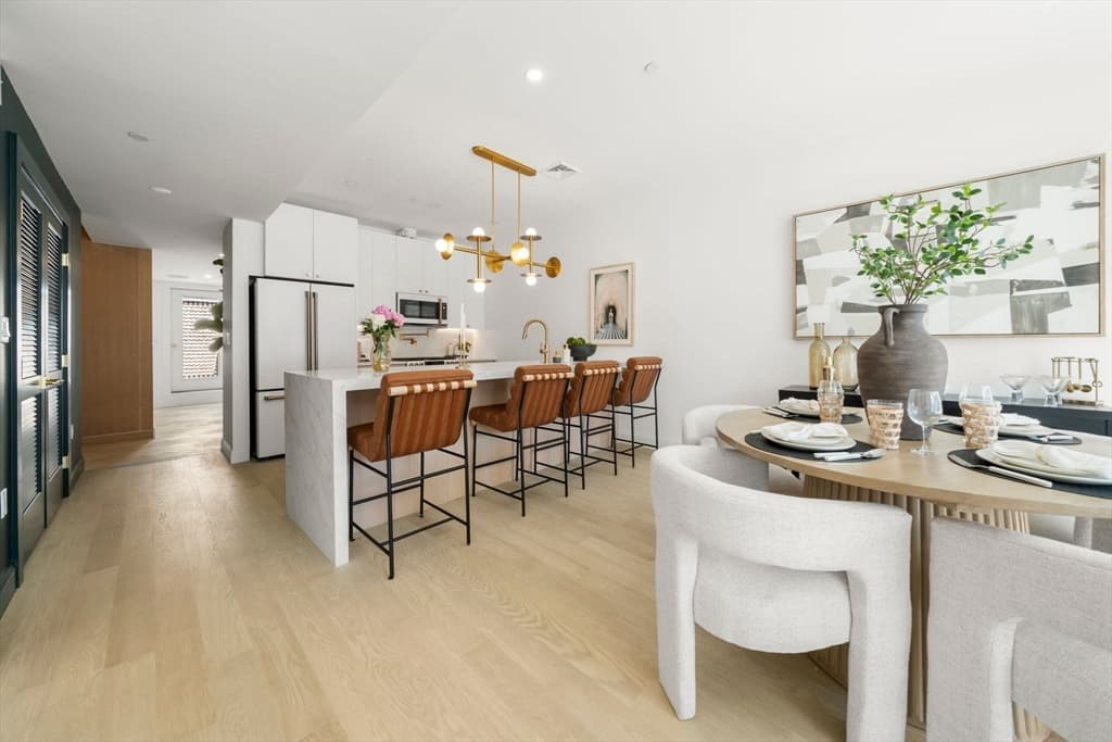 Condominium at 51 North Margin St # 4, Boston MA 02113, photo 10 of 24