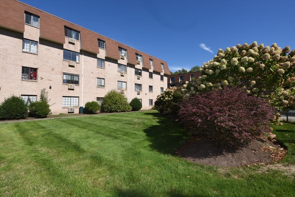 135 Grove Street # 133, Rockland MA 02370