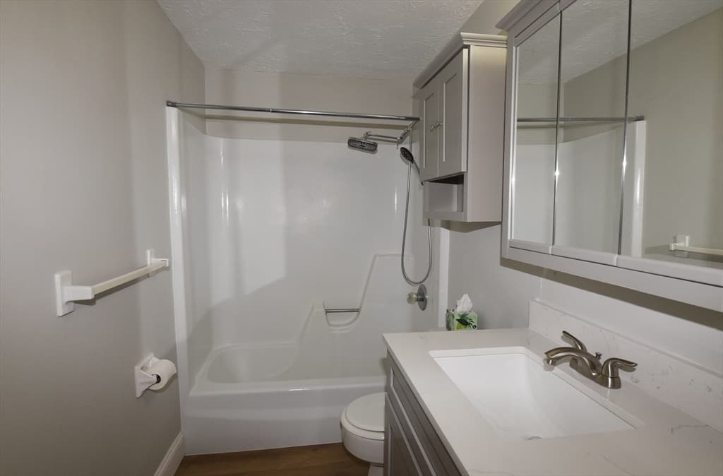 Condominium at 135 Grove Street # 133, Rockland MA 02370, Rockland, photo 21 of 28