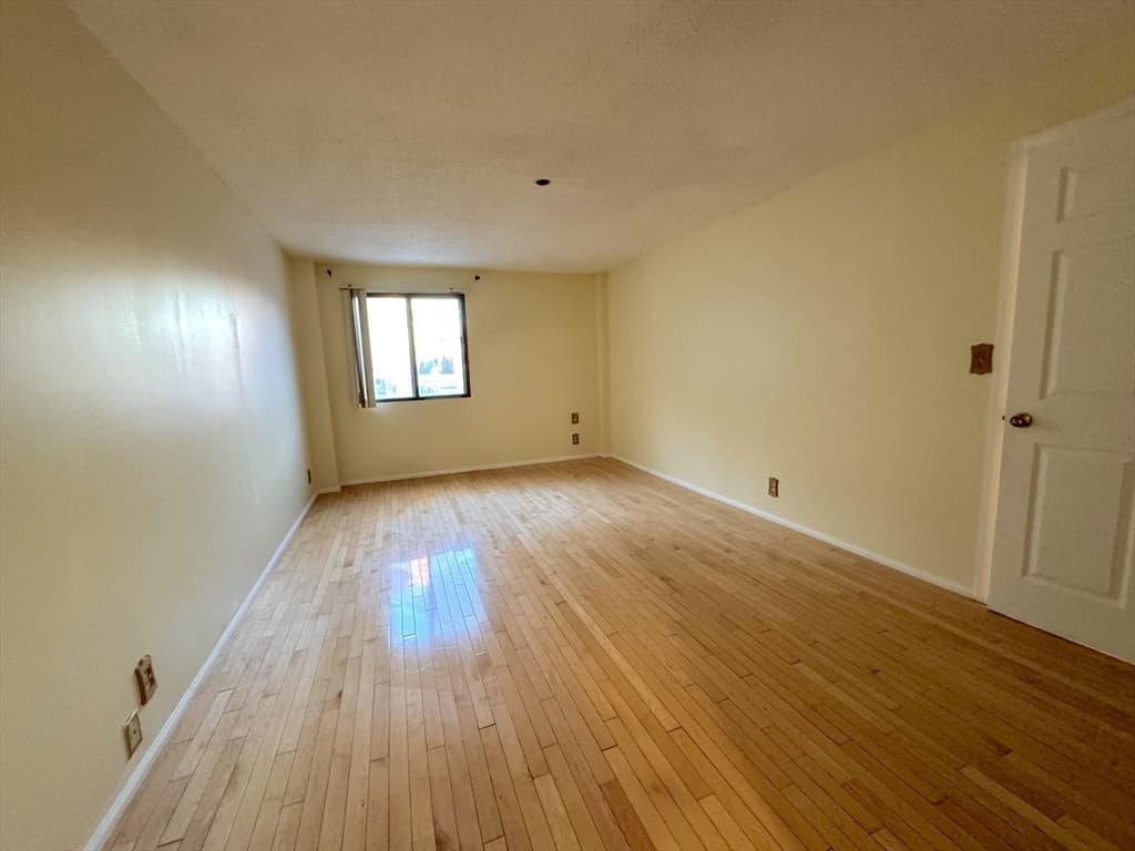 24 Corey St # 101, Everett MA 02149 photo 17