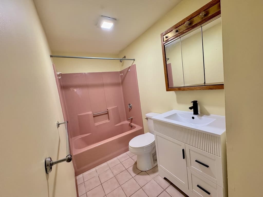 24 Corey St # 101, Everett MA 02149 photo 19