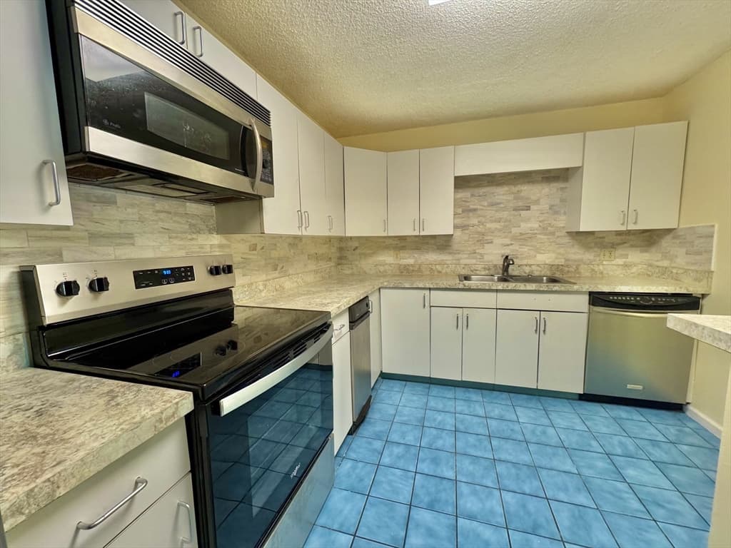 24 Corey St # 101, Everett MA 02149 photo 8