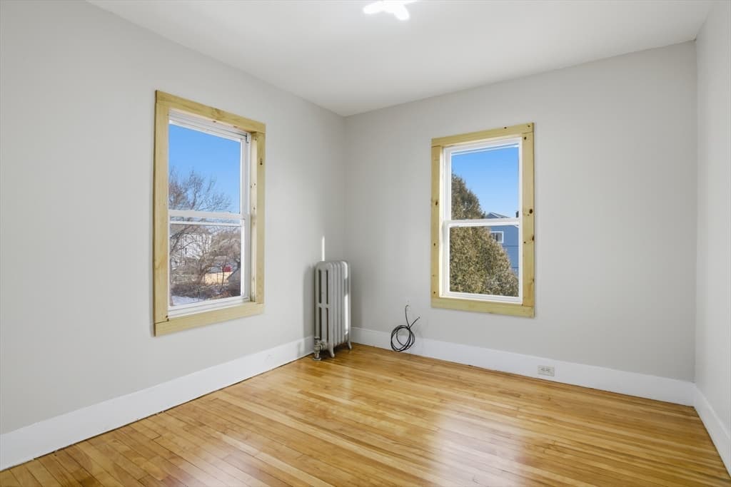 5+ Family - 5+ Units Up/Down at 17 Fairbanks St, Worcester MA 01610, Worcester, photo 31 of 41