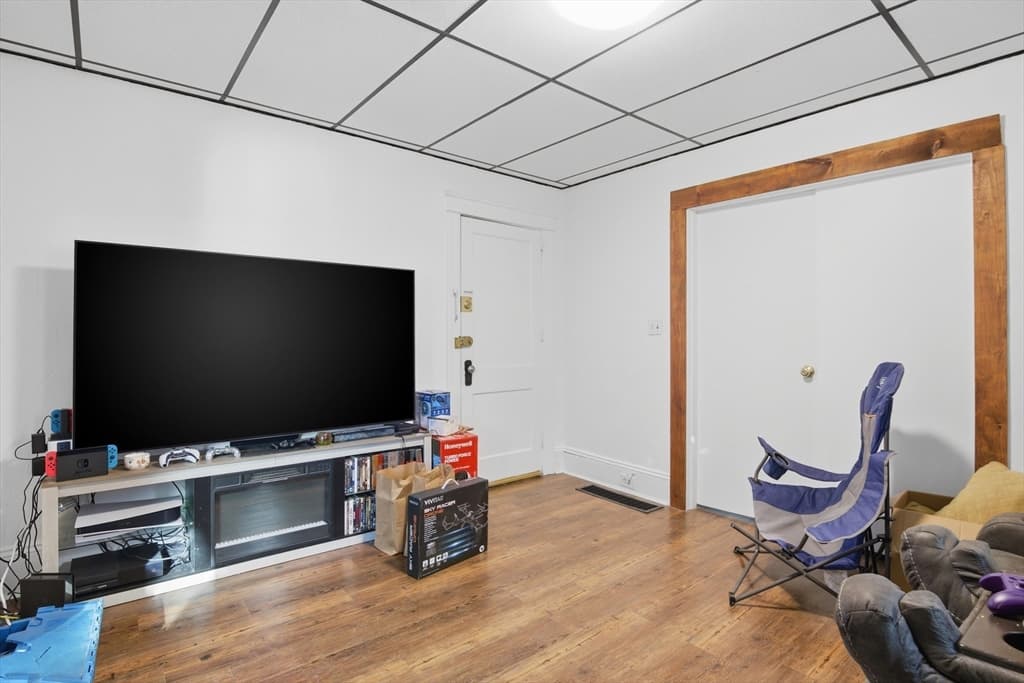Commercial Sale at 17 Fairbanks Street, Worcester MA 01610, Worcester, photo 3 of 40