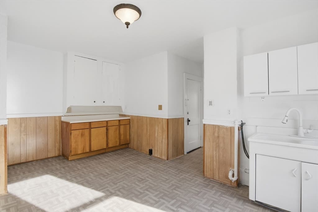 Commercial Sale at 17 Fairbanks Street, Worcester MA 01610, Worcester, photo 20 of 40