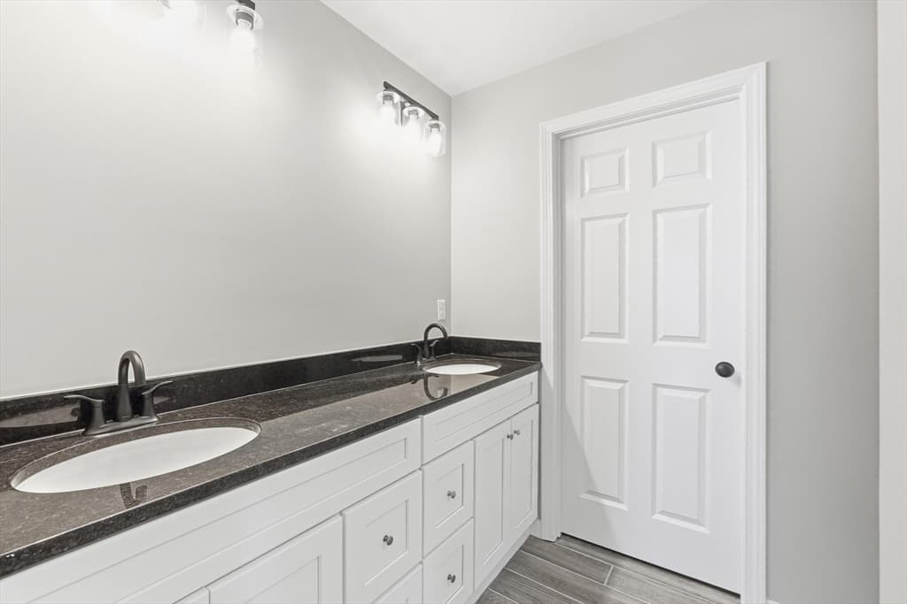 Single Family Residence at 95 Town Farm Rd, Warren MA 01083, Warren, photo 13 of 29