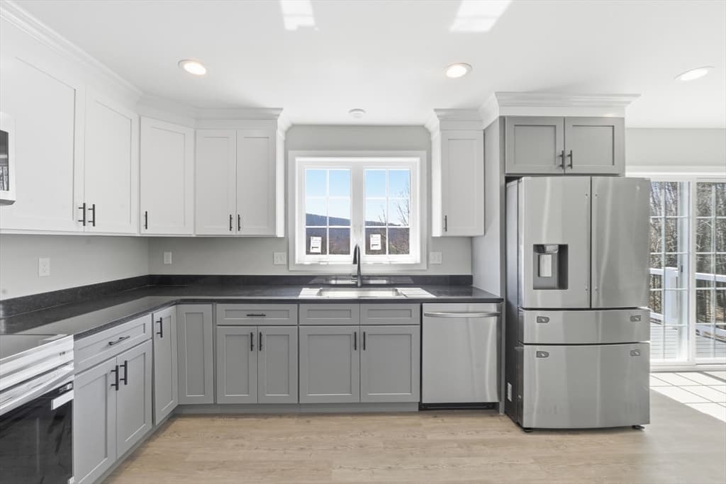 Single Family Residence at 95 Town Farm Rd, Warren MA 01083, Warren, photo 3 of 29