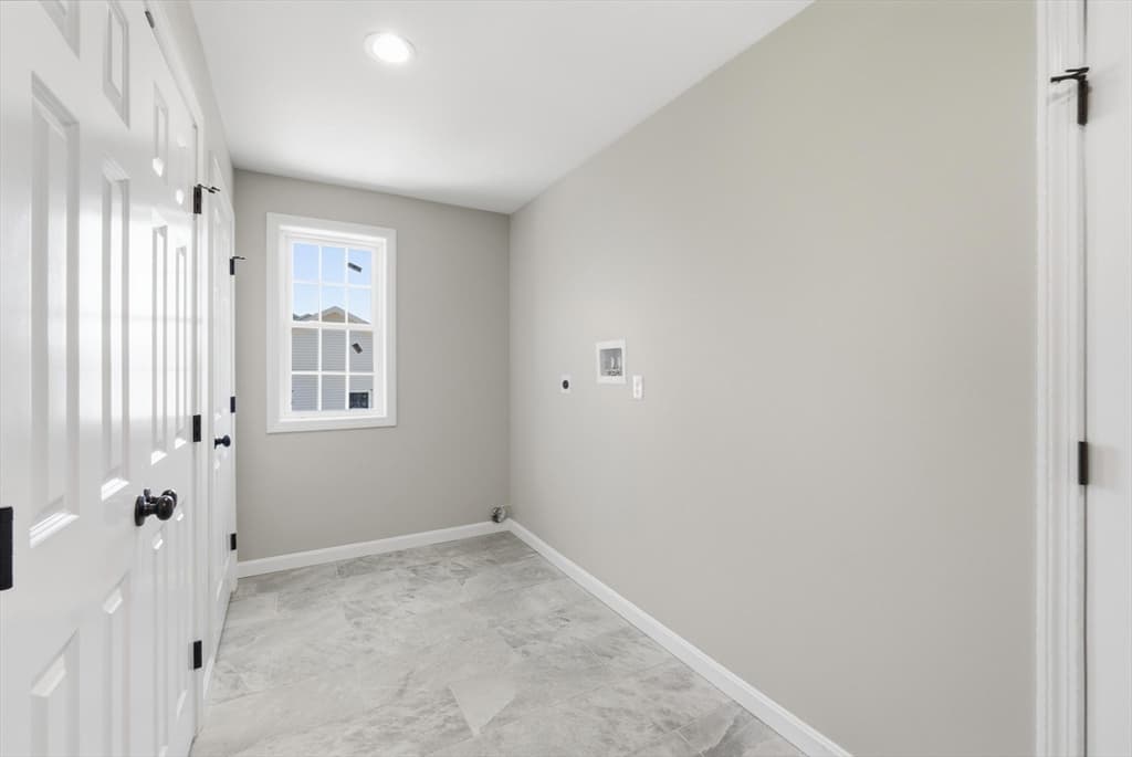 Single Family Residence at 95 Town Farm Rd, Warren MA 01083, Warren, photo 9 of 29