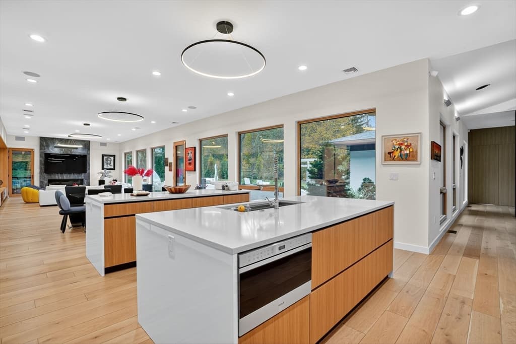 Single Family Residence at 15 Myles Standish Rd, Weston MA 02493, photo 6 of 36
