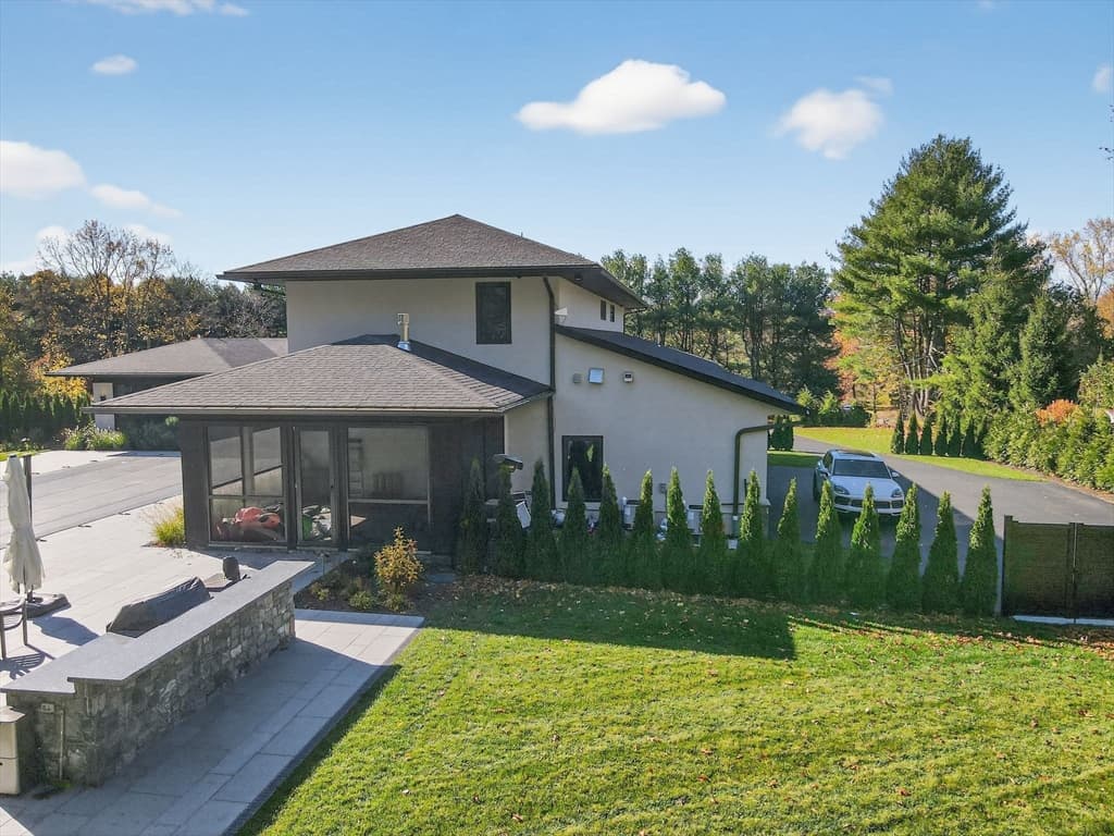 Single Family Residence at 15 Myles Standish Rd, Weston MA 02493, photo 4 of 36