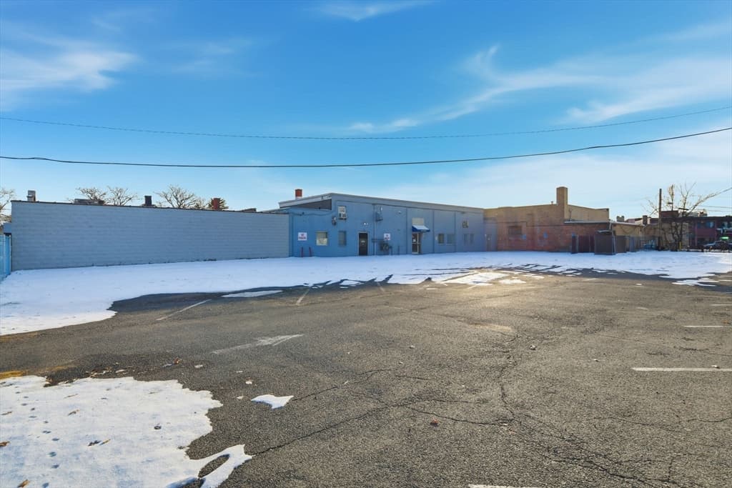 534 Sumner Ave, Springfield MA 01108 photo 10