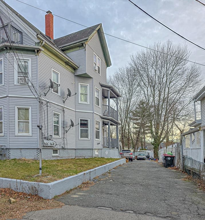 3 Family at 111 Riverview St, Brockton MA 02302, photo 2 of 19