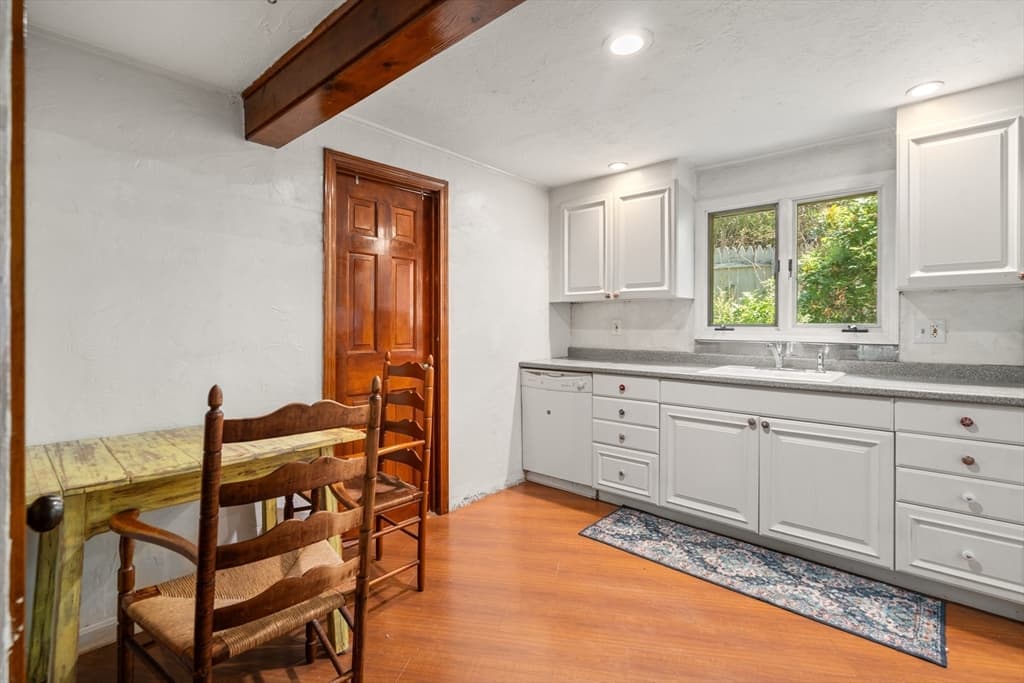 Single Family Residence at 7 Victoria Ave, Rutland MA 01543, Rutland, photo 5 of 17