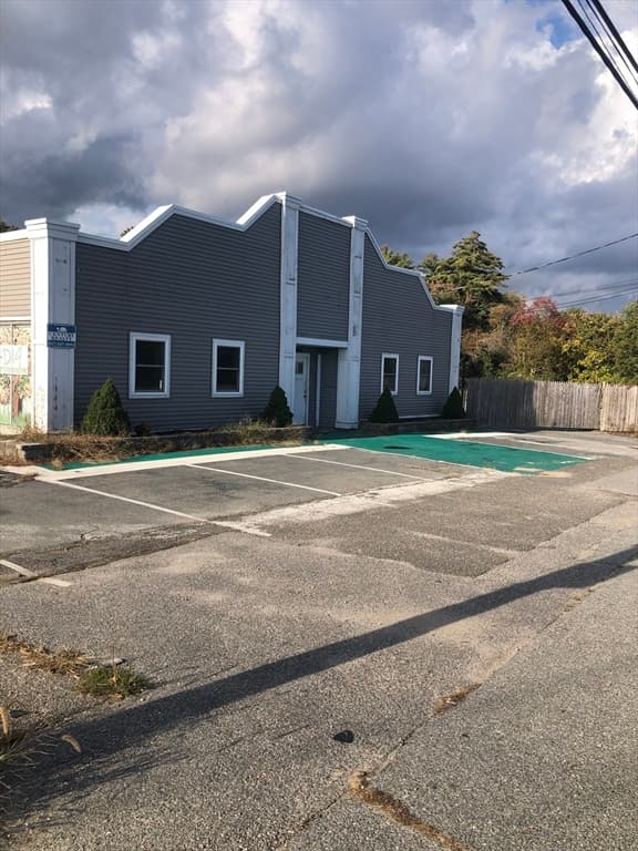 161-167 Marion, Wareham MA 02571