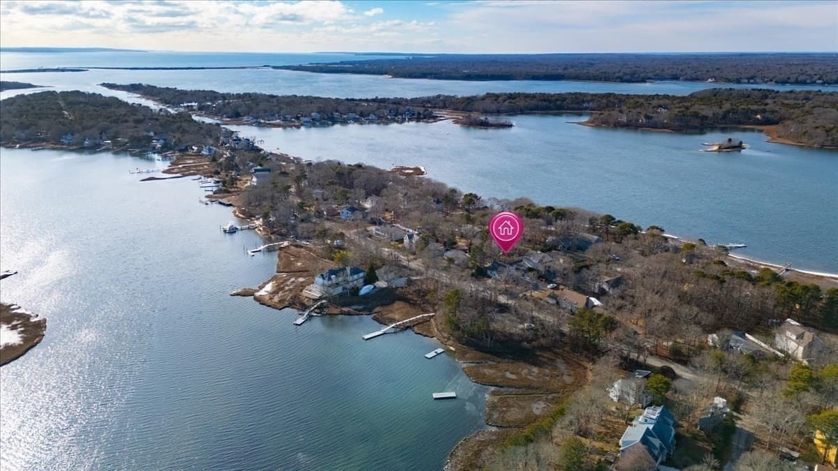 Single Family Residence at 197 Monomoscoy Rd, Mashpee MA 02649, Mashpee, photo 22 of 42