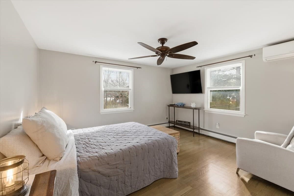 Single Family Residence at 197 Monomoscoy Rd, Mashpee MA 02649, Mashpee, photo 20 of 42