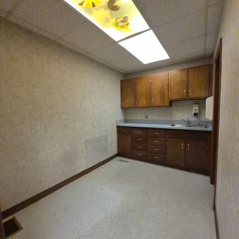 60 Brigham St, New Bedford MA 02740 photo 7