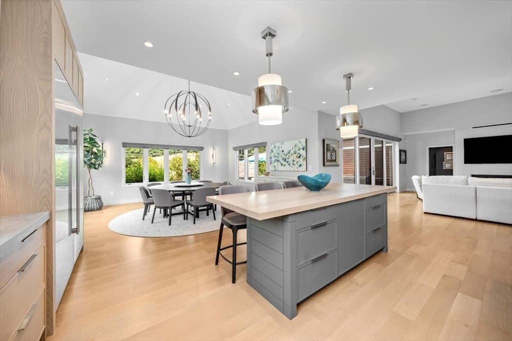 Condominium at 2 Black Rock Dr # 21, Hingham MA 02043, Hingham, photo 6 of 25