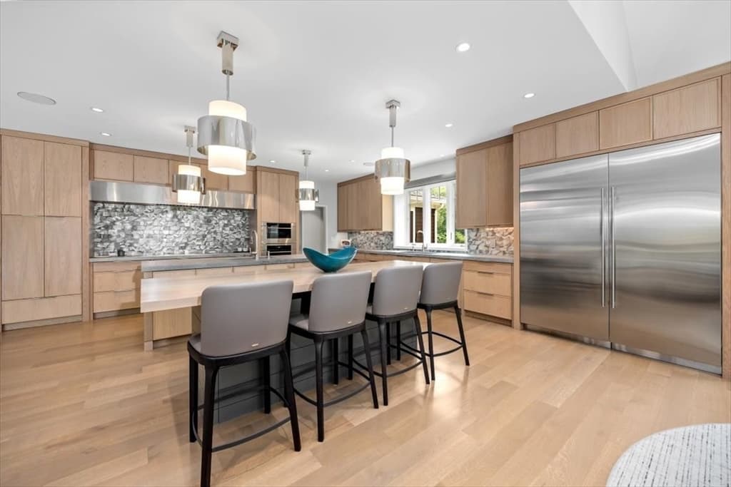 Condominium at 2 Black Rock Dr # 21, Hingham MA 02043, Hingham, photo 4 of 25