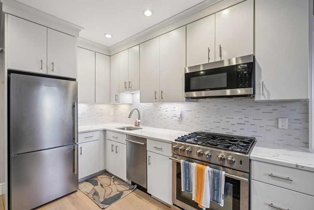 600 Shirley # 4, Winthrop MA 02152 photo 12