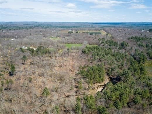 138 Ragged Hill Rd, West Brookfield MA 01585