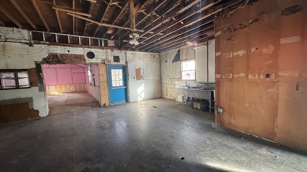 54 Commercial St, Palmer MA 01069 photo 19