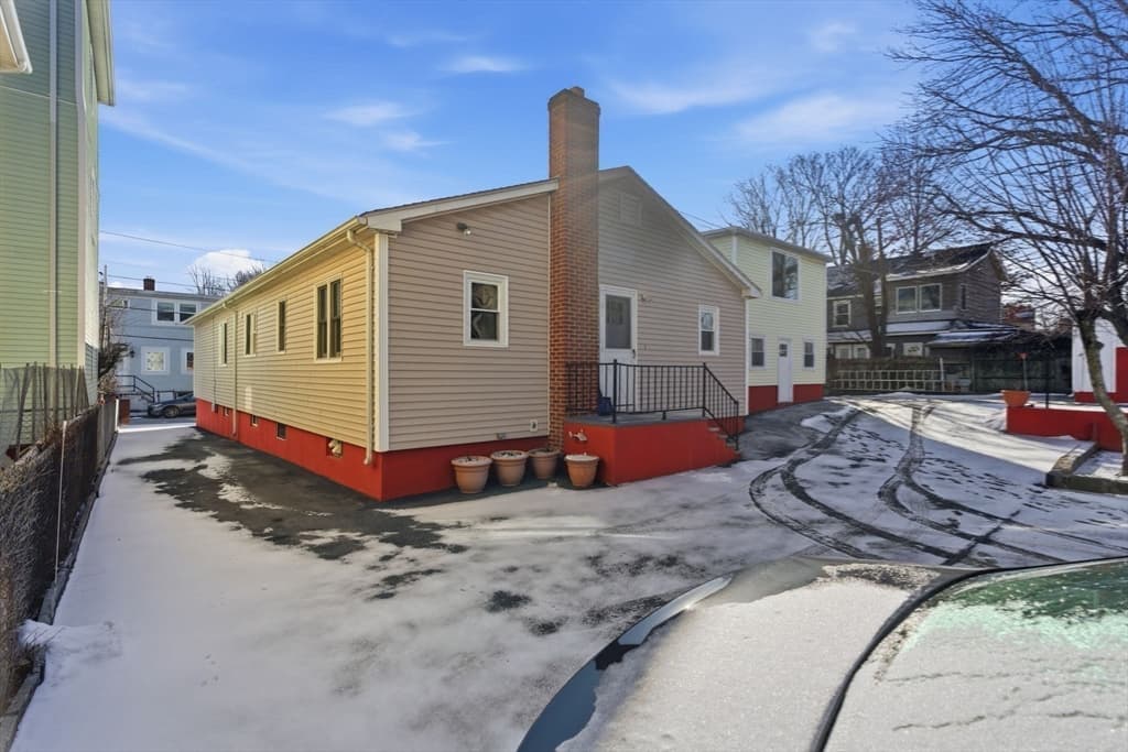 3 Family - 3 Units Side by Side at 71-73 Oak St, Somerville MA 02143, Somerville, photo 37 of 42