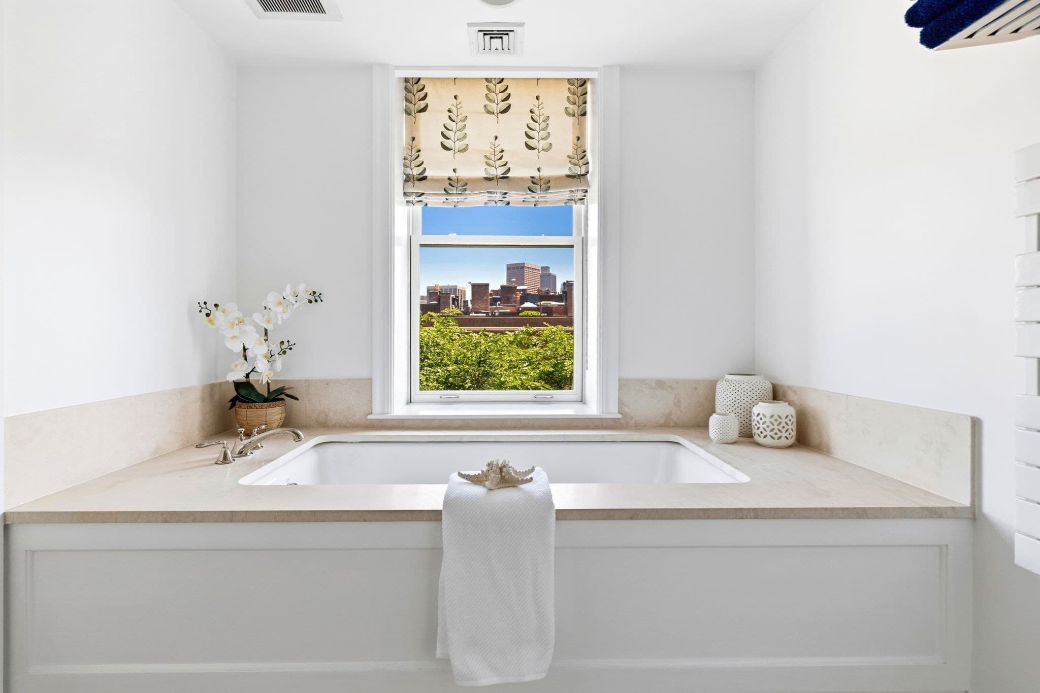 Condominium at 100 Beacon Street # 6, Boston MA 02116, photo 12 of 16