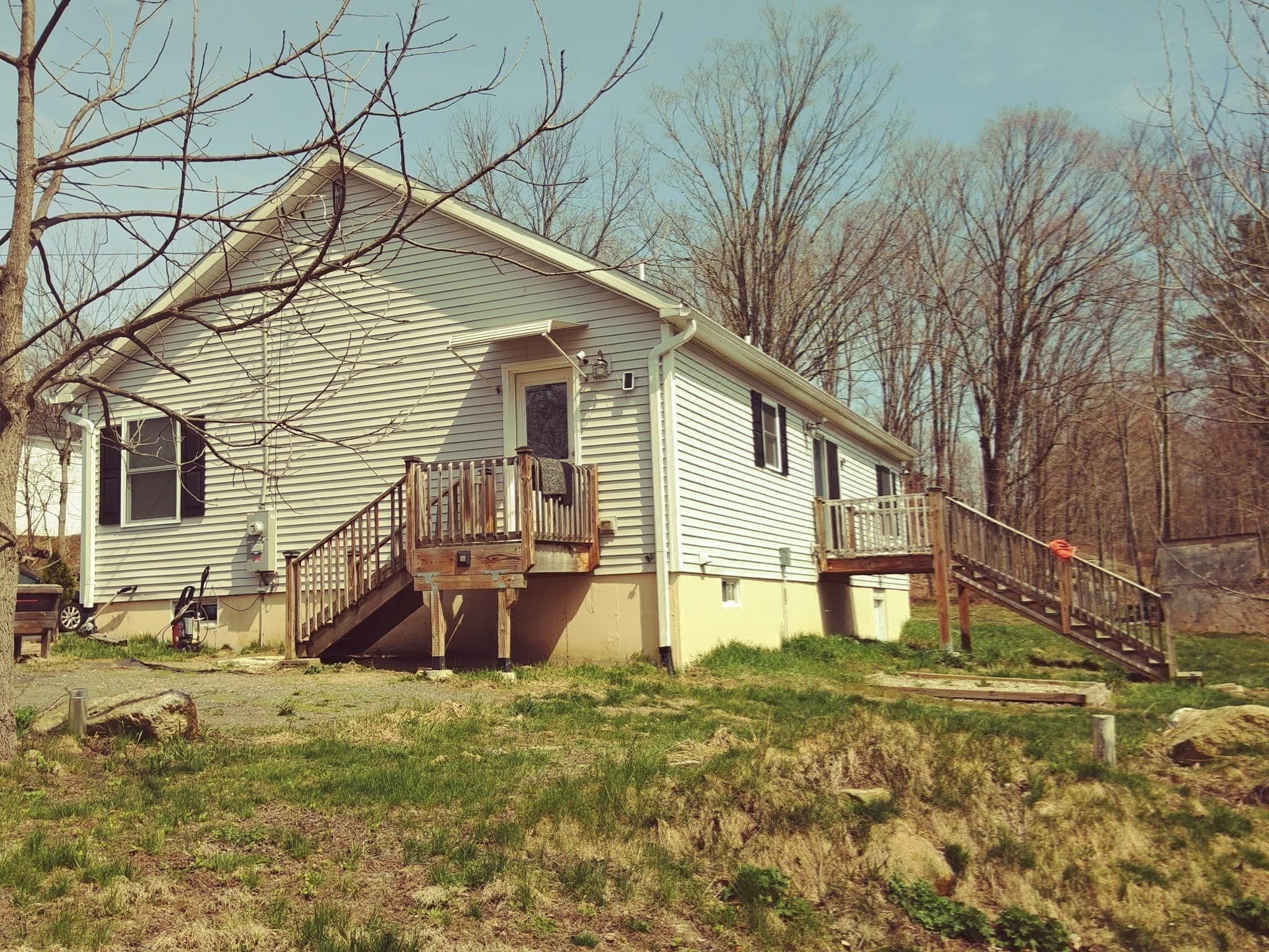 Single Family Residence at 5 Silver St, Wilbraham MA 01095, photo 8 of 19