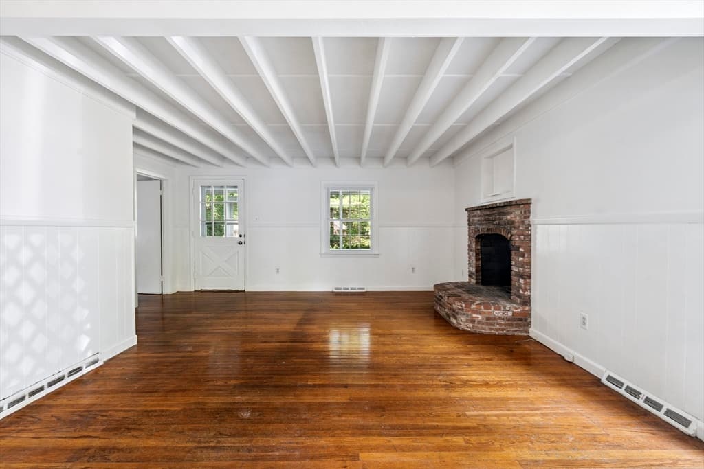 8 Captain's Lane, Mattapoisett MA 02739 photo 4