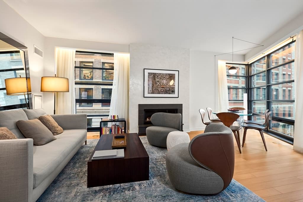 Condominium at 580 Washington St # 302, Boston MA 02111, photo 2 of 40
