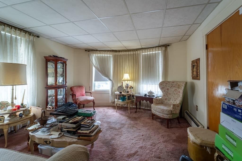 3 Family at 247 Shrewsbury St, Worcester MA 01604, photo 11 of 30