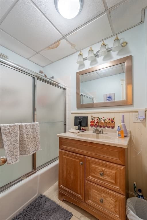 3 Family at 247 Shrewsbury St, Worcester MA 01604, photo 19 of 30