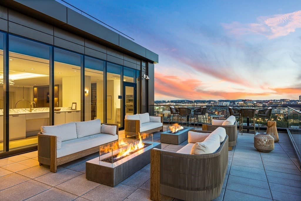 Condominium at 100 Shawmut Ave # 908, Boston MA 02118, photo 17 of 33