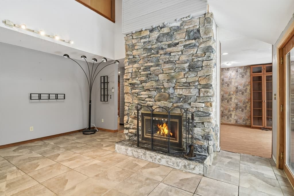 Single Family Residence at 190 Dunhamtown Palmer Rd, Brimfield MA 01010, Brimfield, photo 15 of 41