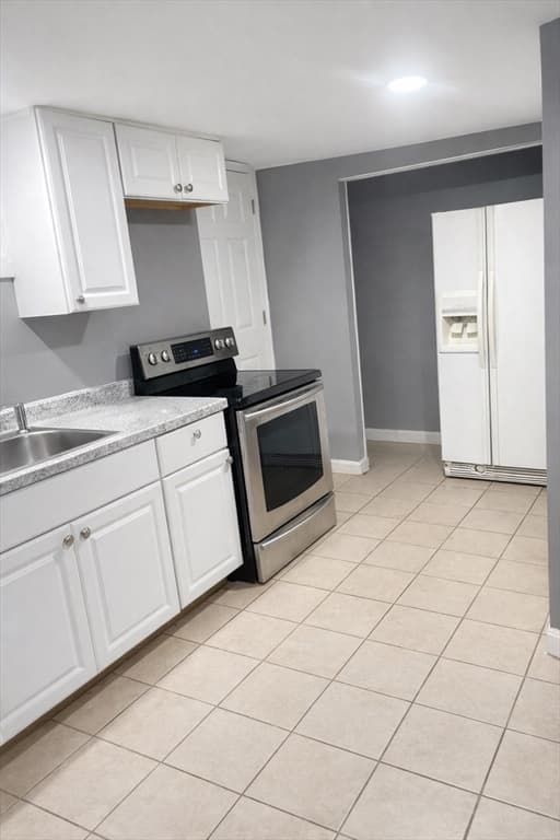 Single Family Residence at 87 Moreland St, Worcester MA 01609, photo 21 of 23