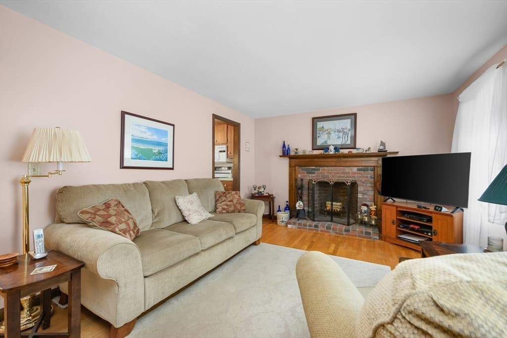 Single Family Residence at 20 Bray Farm Rd S, Yarmouth MA 02675, photo 26 of 39
