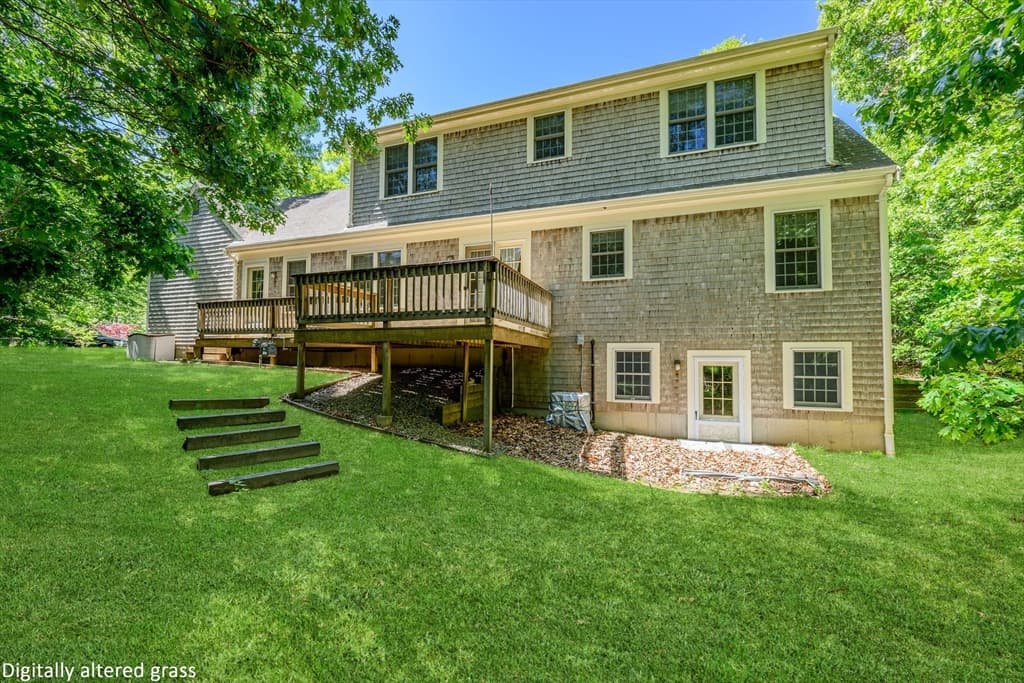 Single Family Residence at 20 Bray Farm Rd S, Yarmouth MA 02675, photo 10 of 39