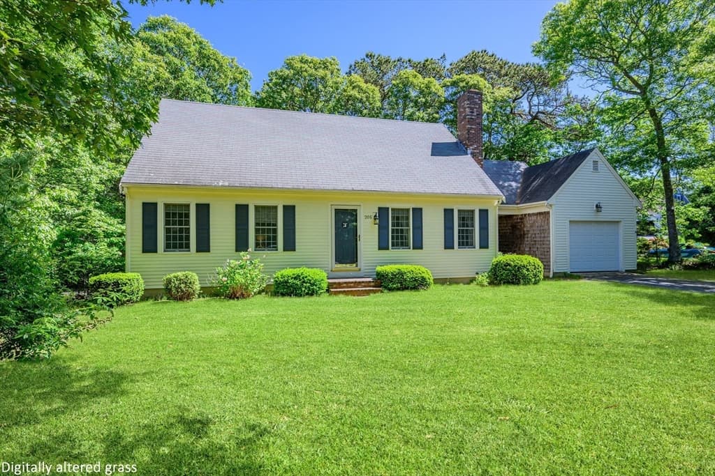 Single Family Residence at 20 Bray Farm Rd S, Yarmouth MA 02675, photo 8 of 39