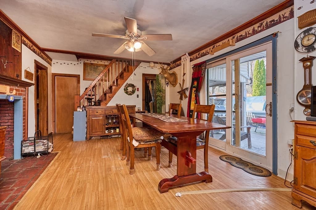 Single Family Residence at 283 South St, Northampton MA 01060, Northampton, photo 6 of 32
