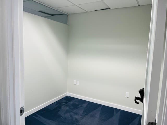 Commercial Sale at 90 Stiles Rd # 202, Salem NH 03079, Salem, photo 10 of 25