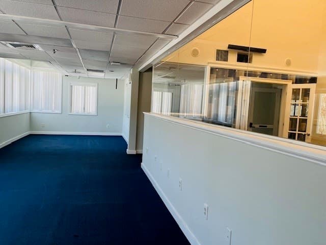 Commercial Sale at 90 Stiles Rd # 202, Salem NH 03079, Salem, photo 18 of 25