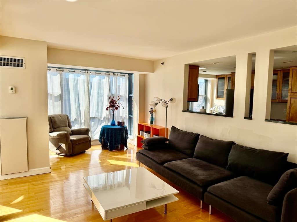 Condominium at 170 Tremont Street # 1604, Boston MA 02111, photo 5 of 19