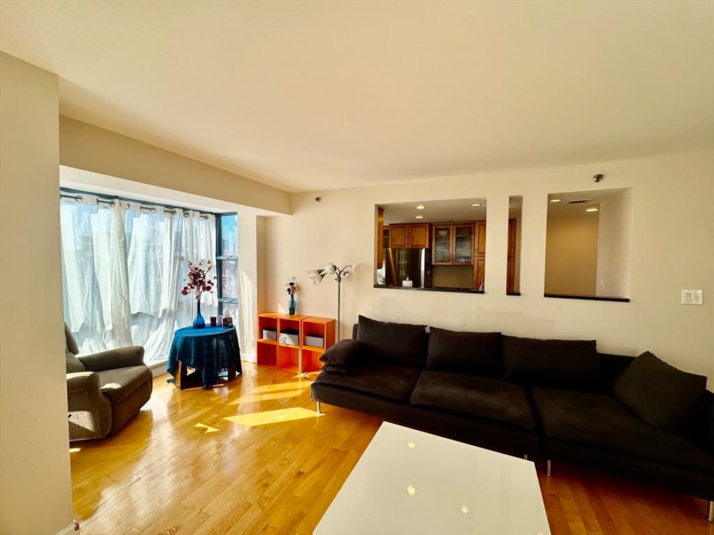 Condominium at 170 Tremont Street # 1604, Boston MA 02111, photo 4 of 19