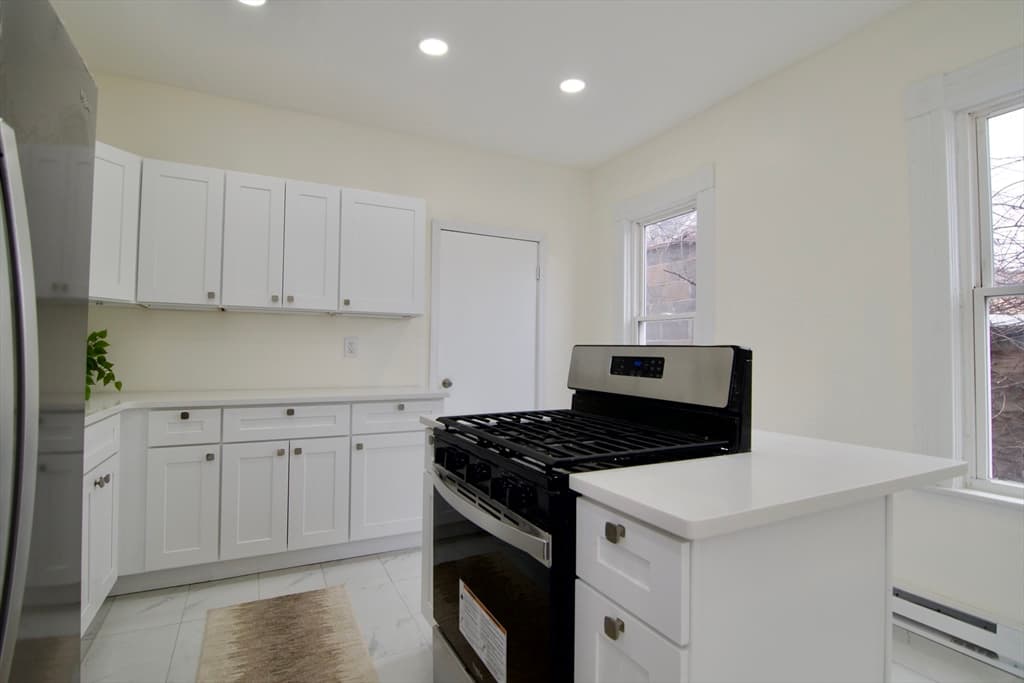 74 Kenwood Park, Springfield MA 01108 photo 15