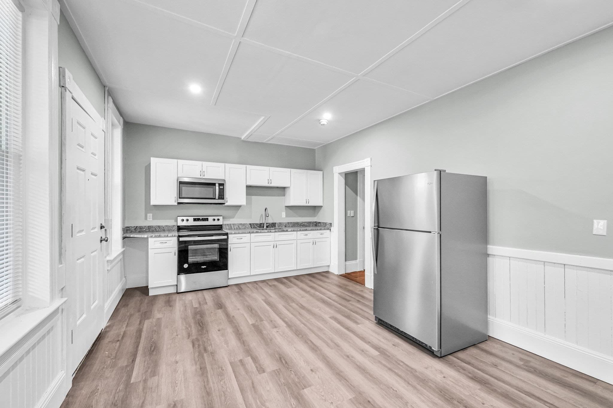 5+ Family - 5+ Units Up/Down at 76 Maple St, Northampton MA 01062, Northampton, photo 5 of 21